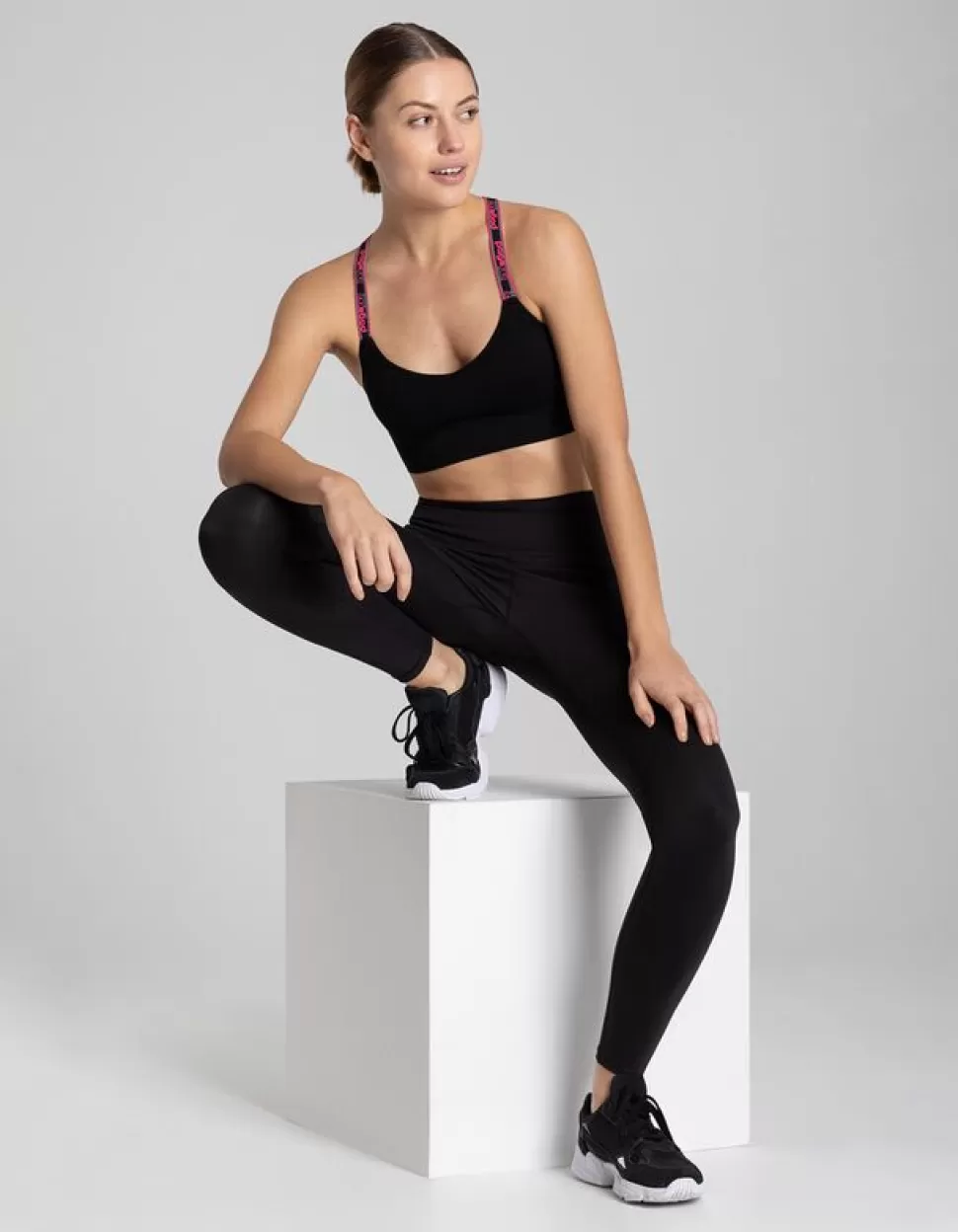 Leggings - Skinny Fit-Page One Active Sale